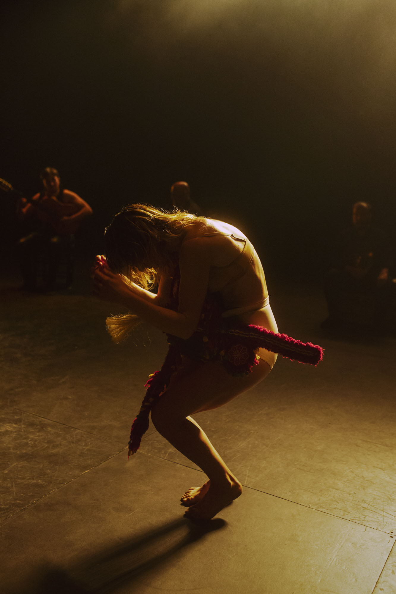 Alejandra-Amere-Luz-Arcas-La-Pharmaco-Bienal-flamenco-Sevilla-Mariana