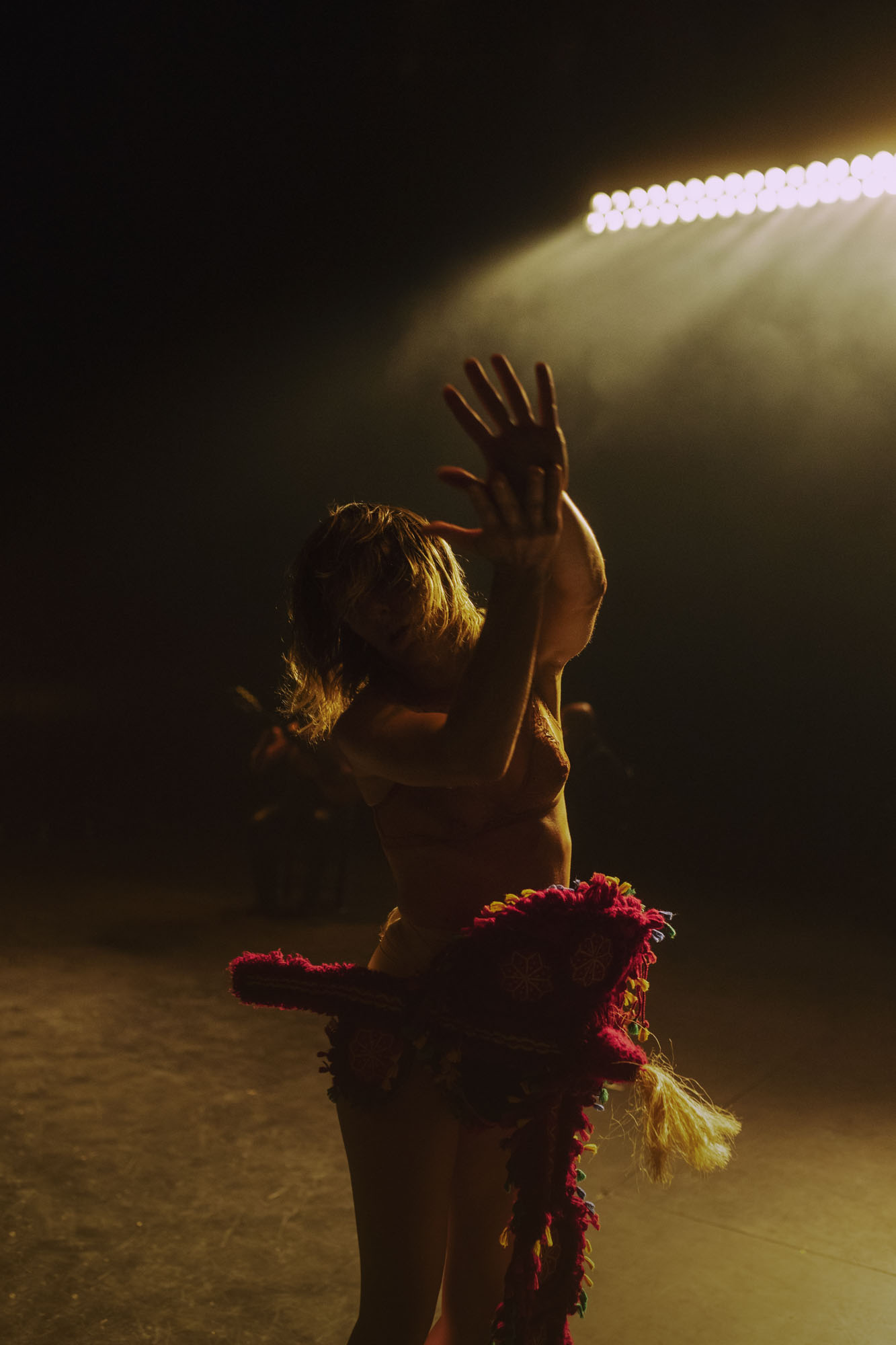 Alejandra-Amere-Luz-Arcas-La-Pharmaco-Bienal-flamenco-Sevilla-Mariana